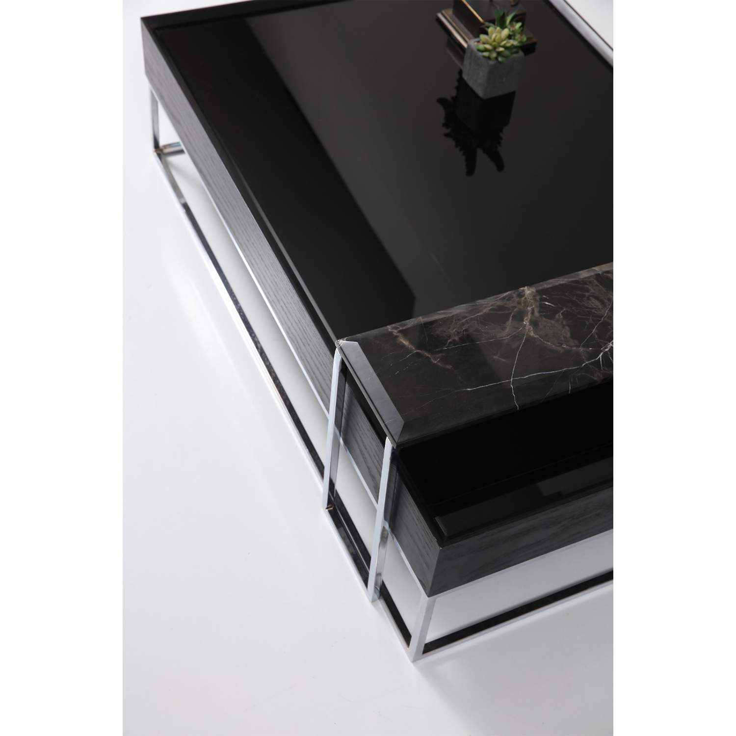 Crown Siyah Orta Sehpa