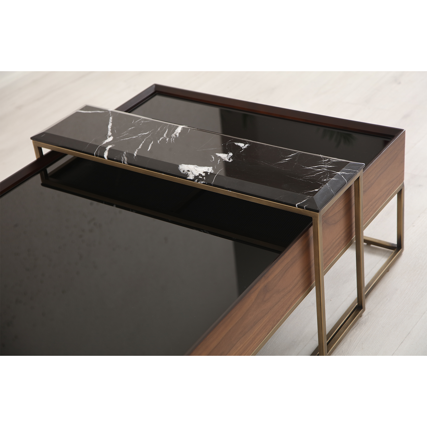 Crown Orta Sehpa Pirinç