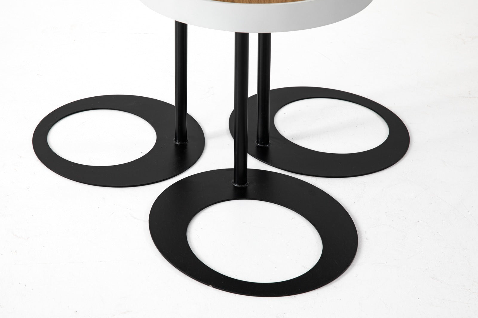 Ren Zigon Sehpa Siyah